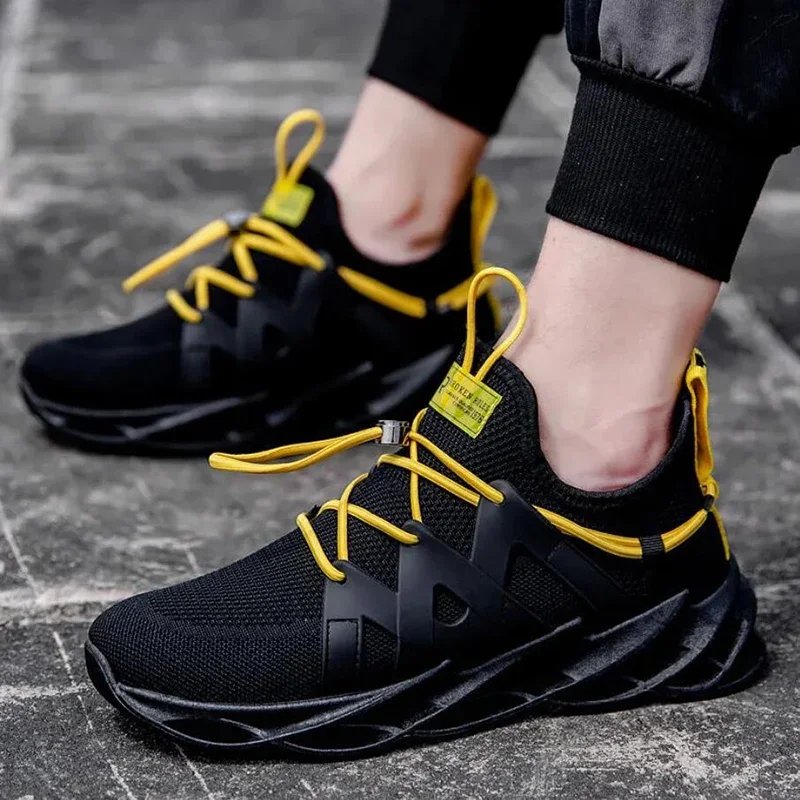 Summer men yellow orange sneakers 2023 lace up shoes casual breathable white mens designer sports outdoor trainers running shoes