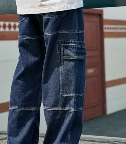 Men's Multi-Pocket Cargo Denim Wide Leg Jeans - Contrast Stitching