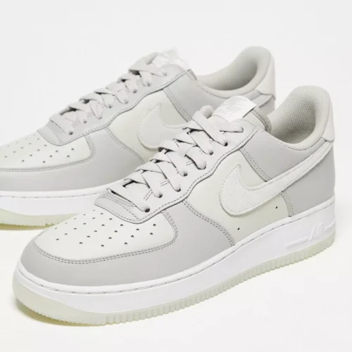 Nike Men's Grey Slip-On Sporty Sneakers with Laces