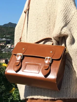 Unisex Vintage-Style Black Leather Crossbody Bag