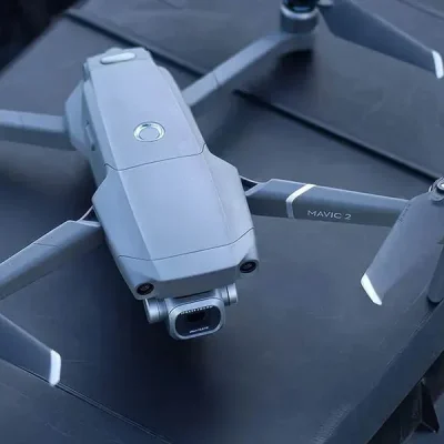 professional-drone-with-hasselblad-camera-and-extended-flight-time-10.webp