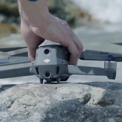 professional-drone-with-hasselblad-camera-and-extended-flight-time-14.webp