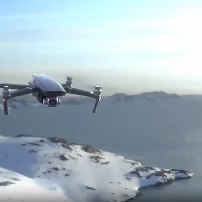 professional-drone-with-hasselblad-camera-and-extended-flight-time-2.webp